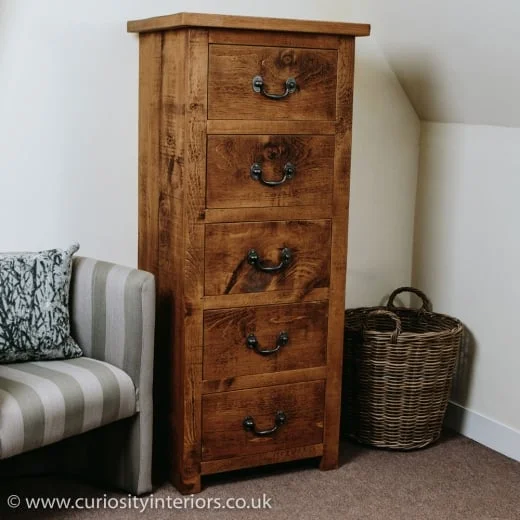 curiosityinteriors60102