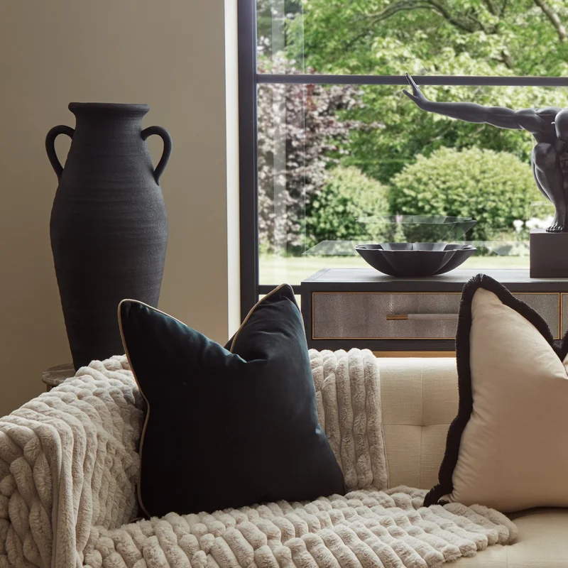 decorum-living105644
